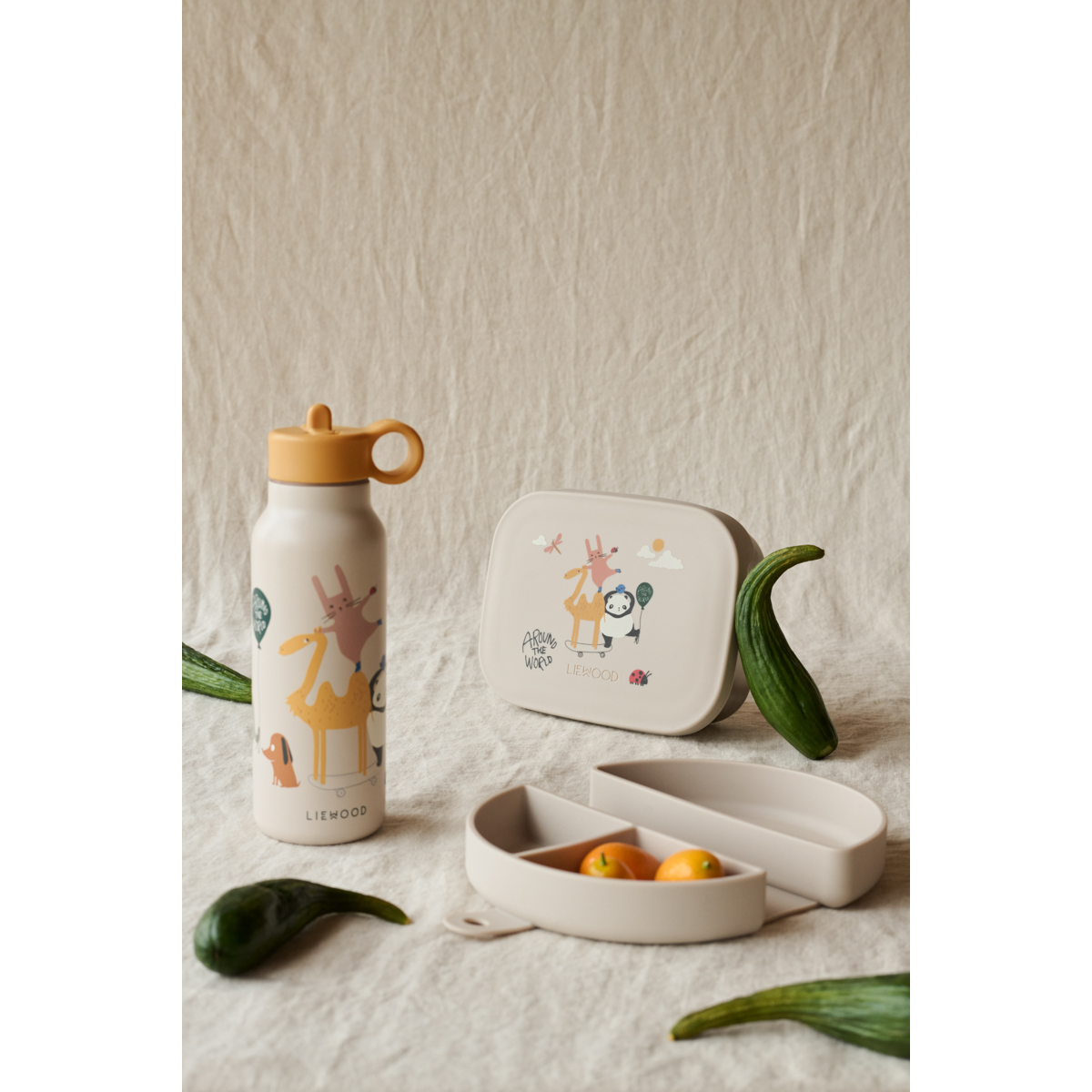 LIEWOOD Eugene Foldbar Snackboks - Around the world / Sandy - Snackboks