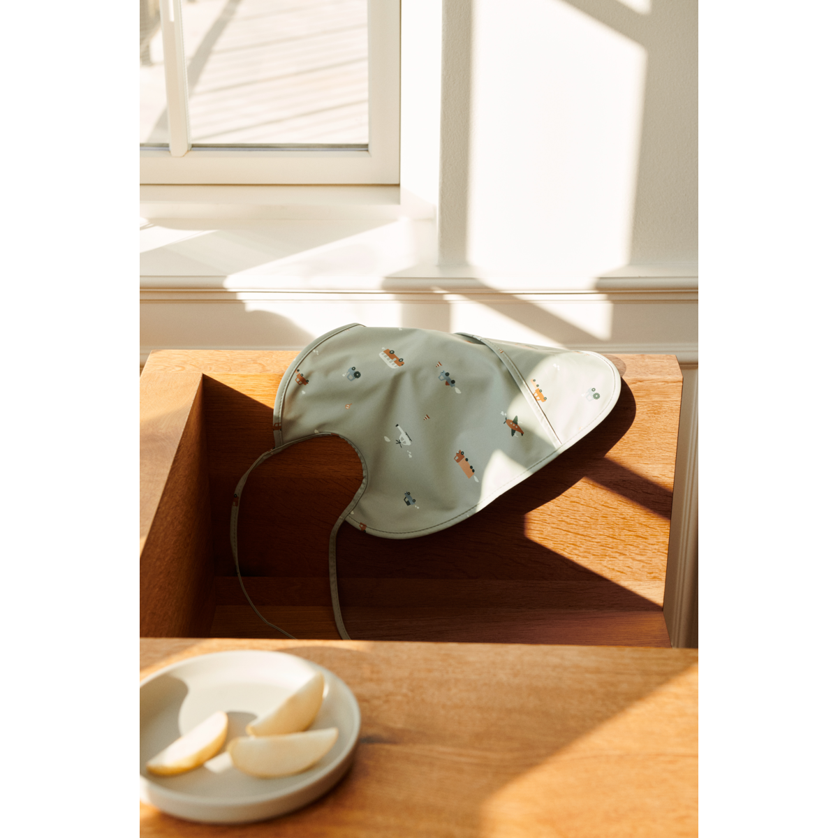 LIEWOOD Lai hagesmæk - Vehicles/dove blue mix - Hagesmæk