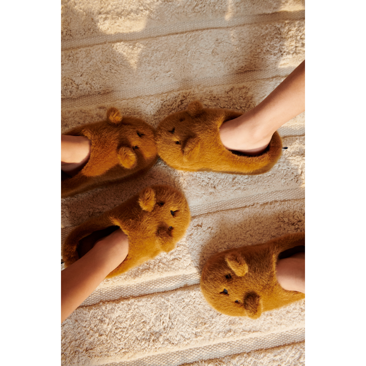 LIEWOOD AVIAJA Bjørnesutsko - Golden caramel - Sutsko