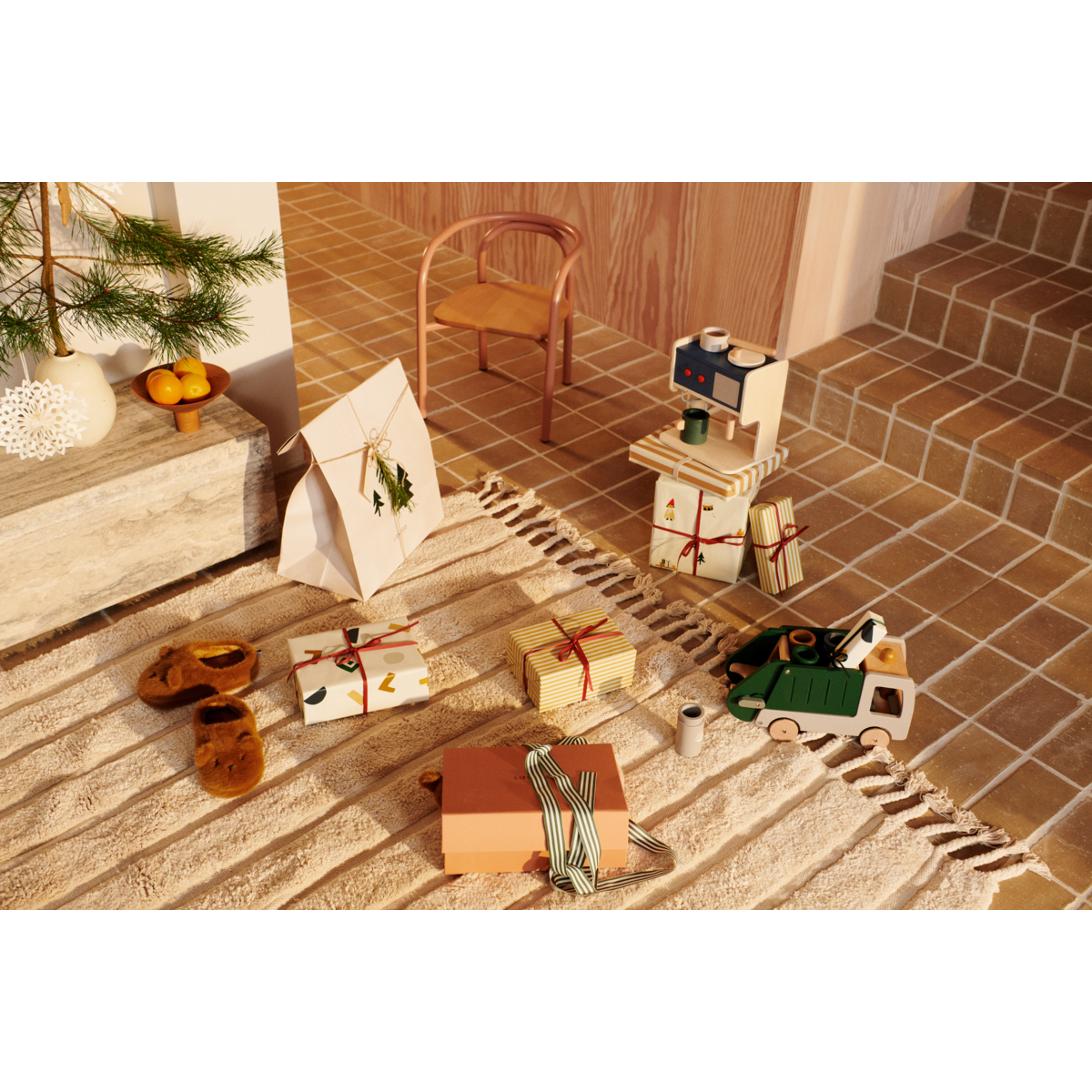 LIEWOOD Titouan Espressomaskine I Træ - Indigo blue multi mix - FORUDSÆT SPIL