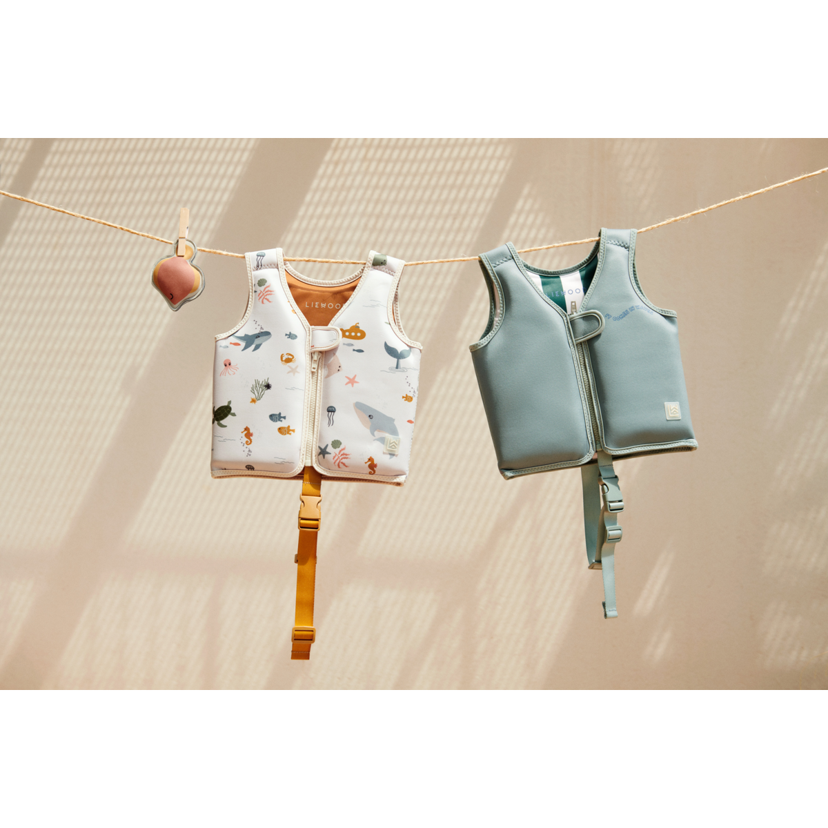 LIEWOOD Dove Badevest - Sea creature / Sandy - Svømmevest