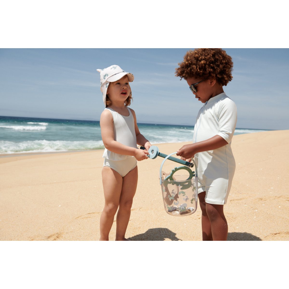 LIEWOOD Senia solhat - Crab / Sandy - BADEHÆTTE