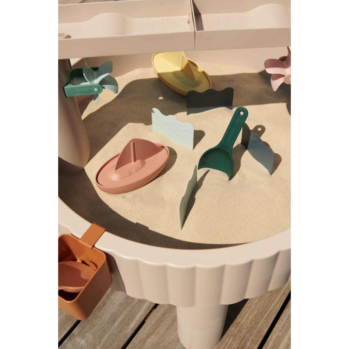 LIEWOOD Sepp Aktivitetsbord - Sandy multi mix - Udendørs legetøj