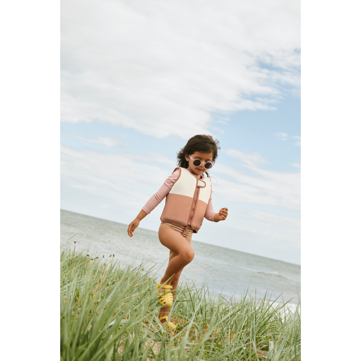 LIEWOOD DOVE badevest med ærmer - Tuscany rose multi mix - Svømmevest