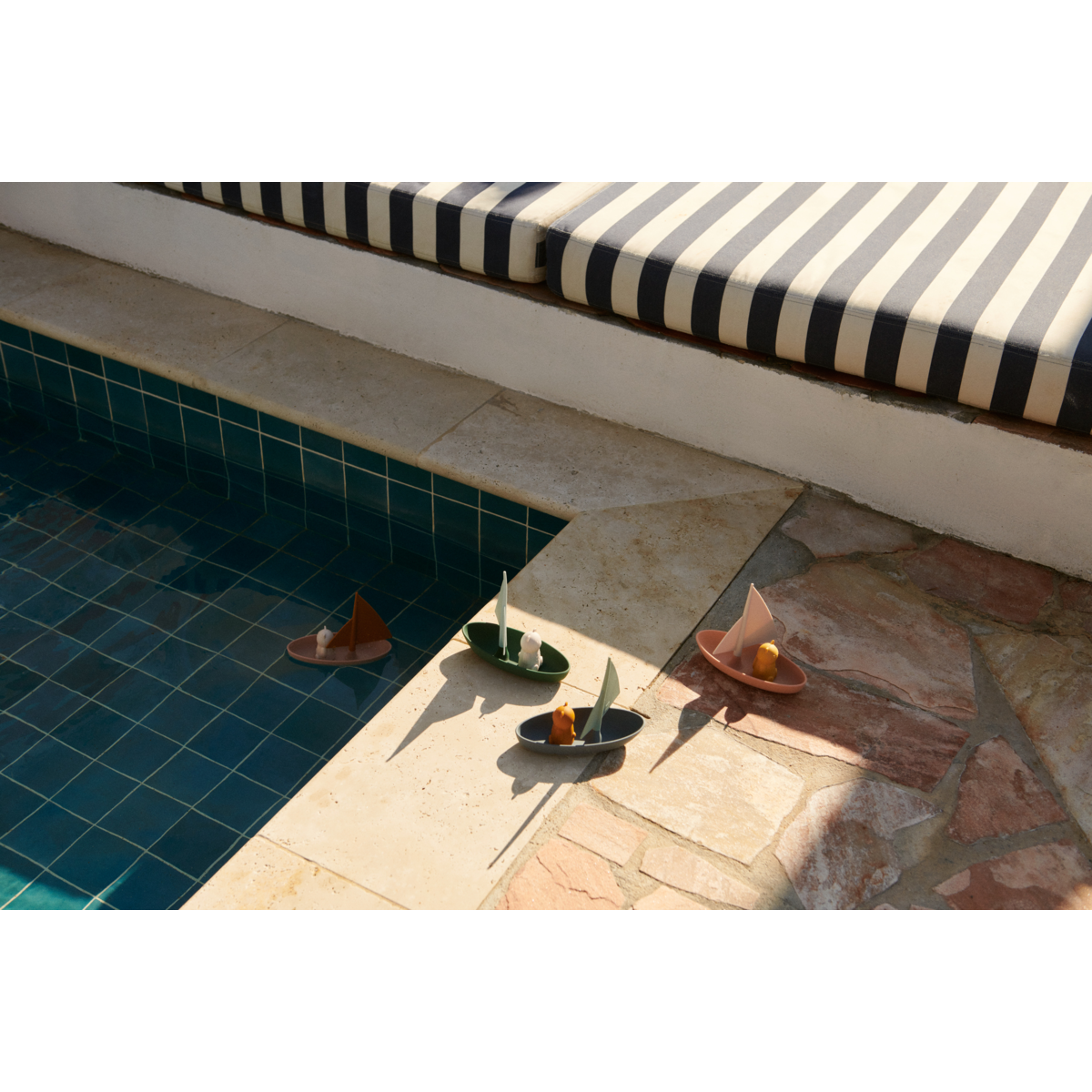 LIEWOOD Ensley legetøjsbåde 2 stk - Whale blue multi mix - Badelegetøj