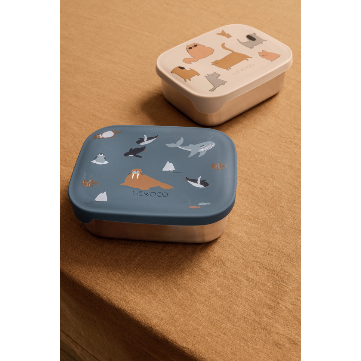 LIEWOOD Arthur Madkasse Med Print - Cats and Dogs / Sandy - Madkasse