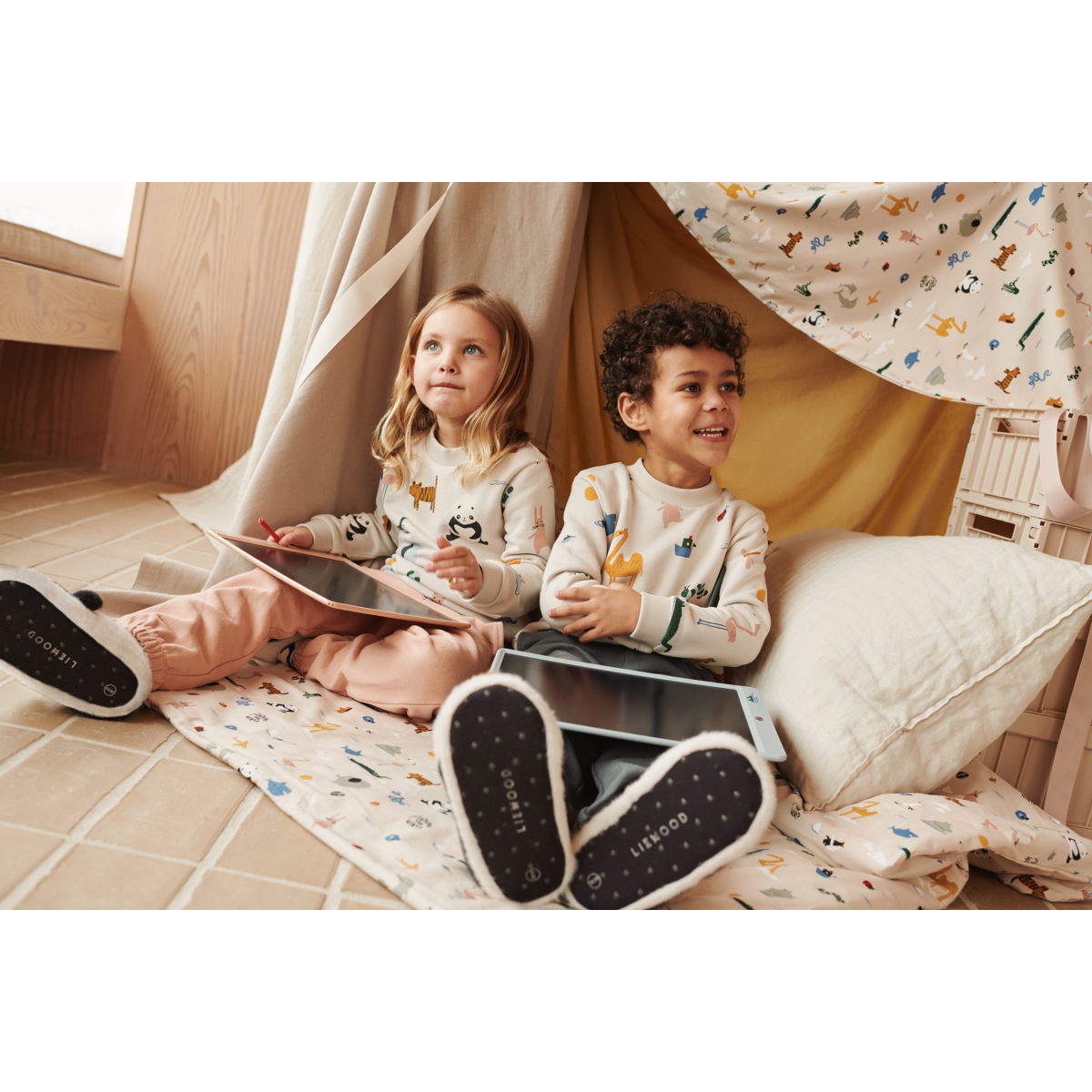 LIEWOOD ZORA LCD-tegnetavle 13,5 tommer - Croco / Dove blue - Kreativt legetøj