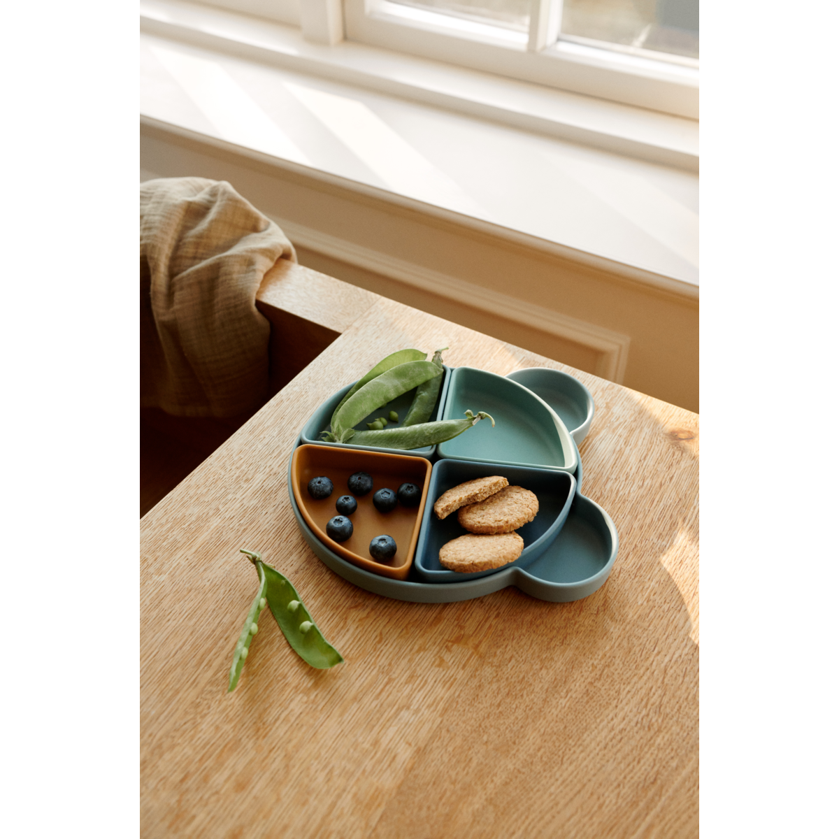 LIEWOOD Arne ruminddelt tallerken - Mr bear blue fog multi mix - Tallerken