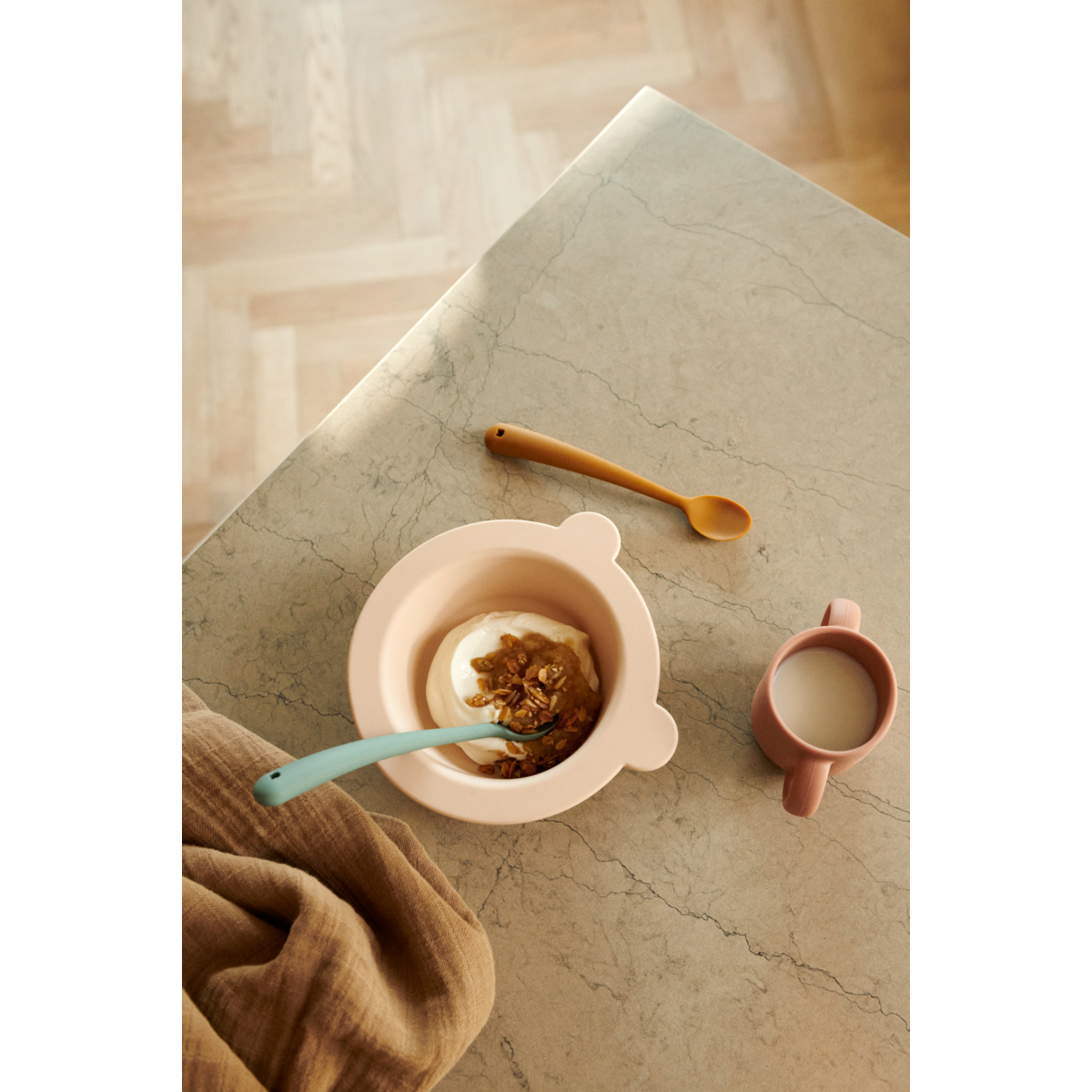 LIEWOOD Peony Skridsikker Skål 2 stk - Mustard / tuscany rose mix - Skål