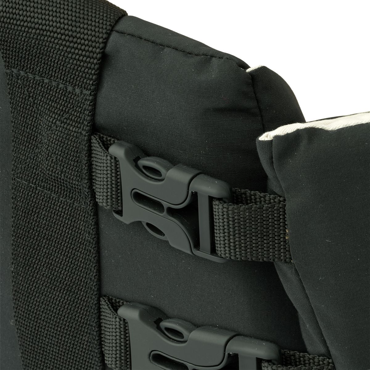 LIEWOOD Amber baby nest og lift - Black - Babylift