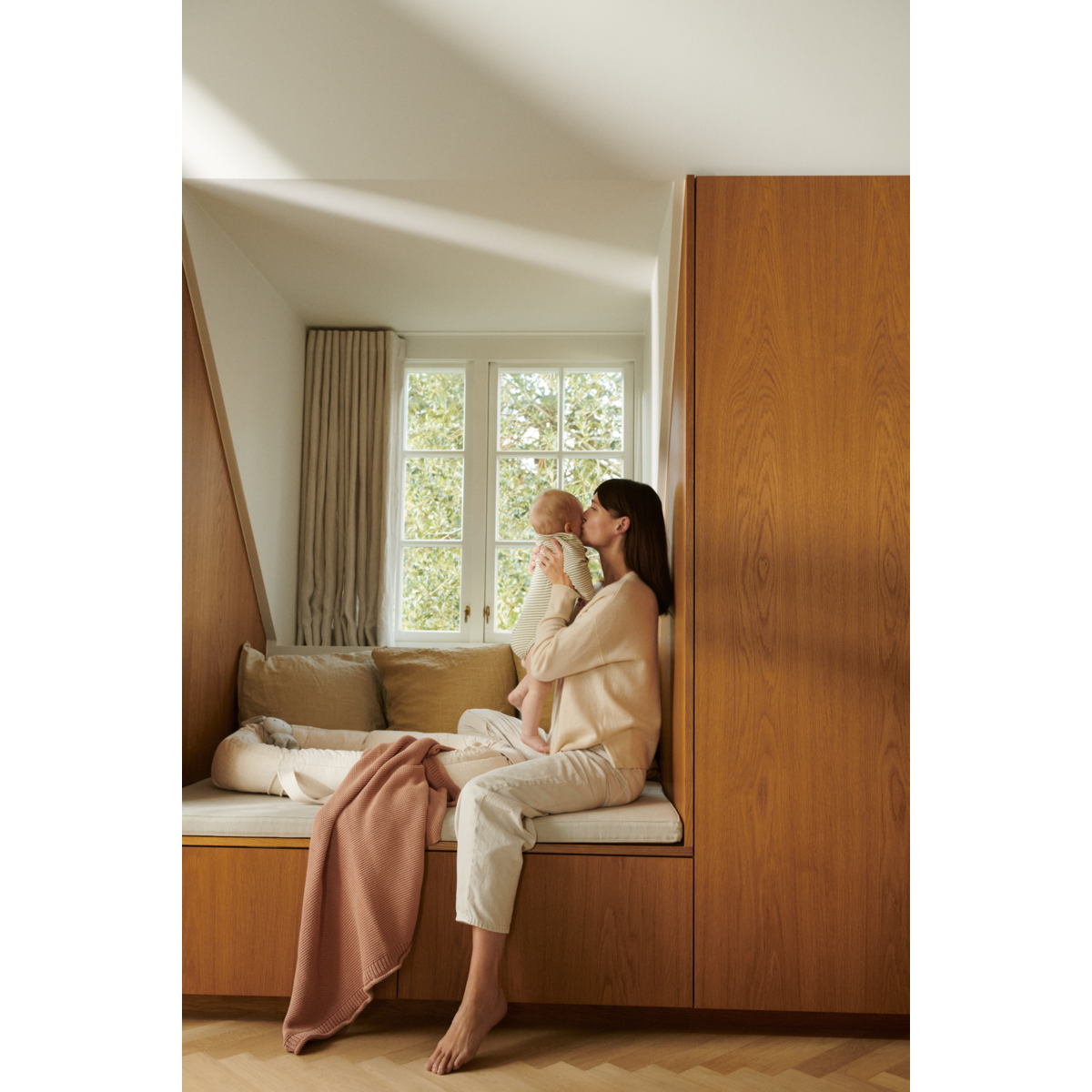 LIEWOOD Gro baby nest og lift - Confetti sandy - Babylift