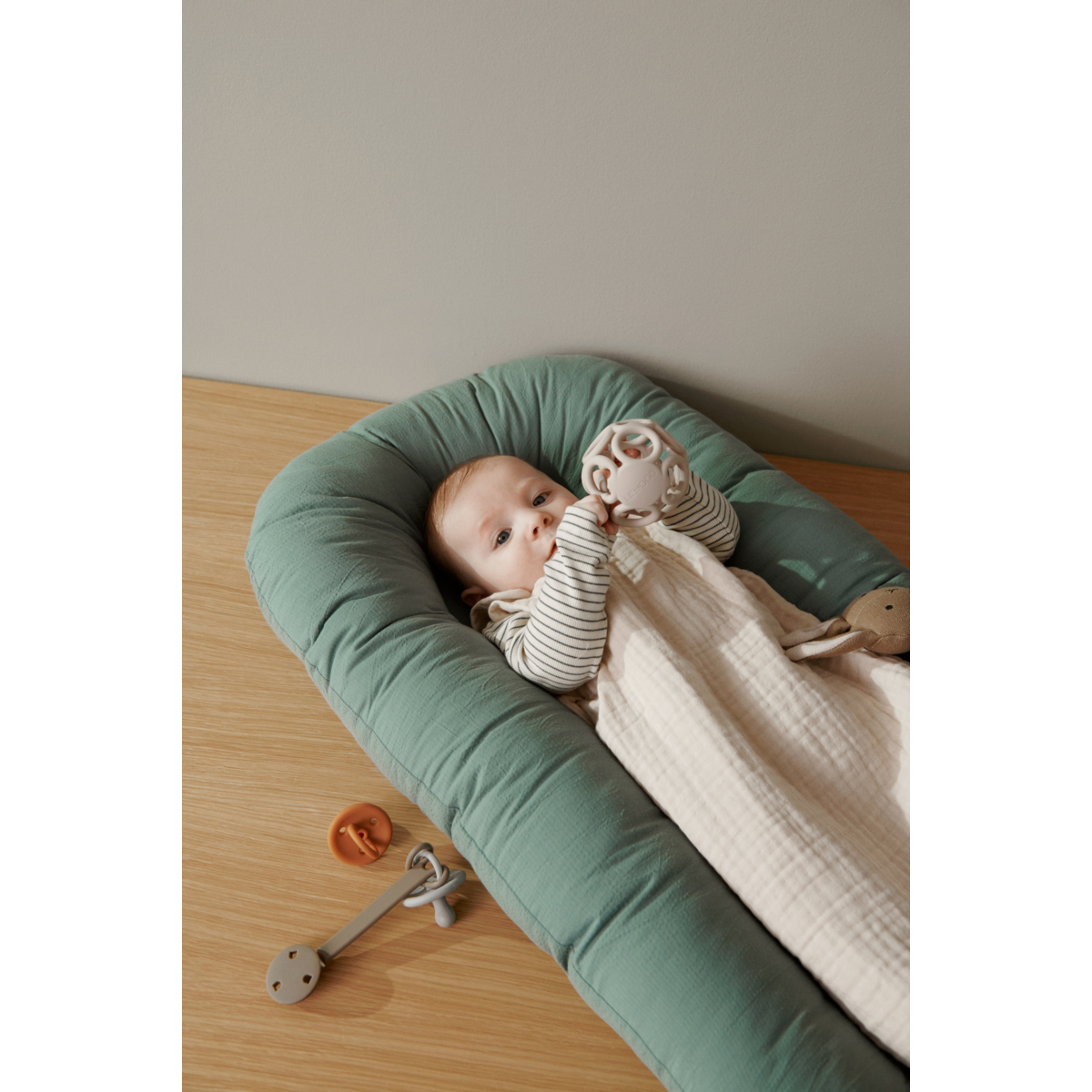 LIEWOOD Edward baby nest - Peppermint - Baby nest