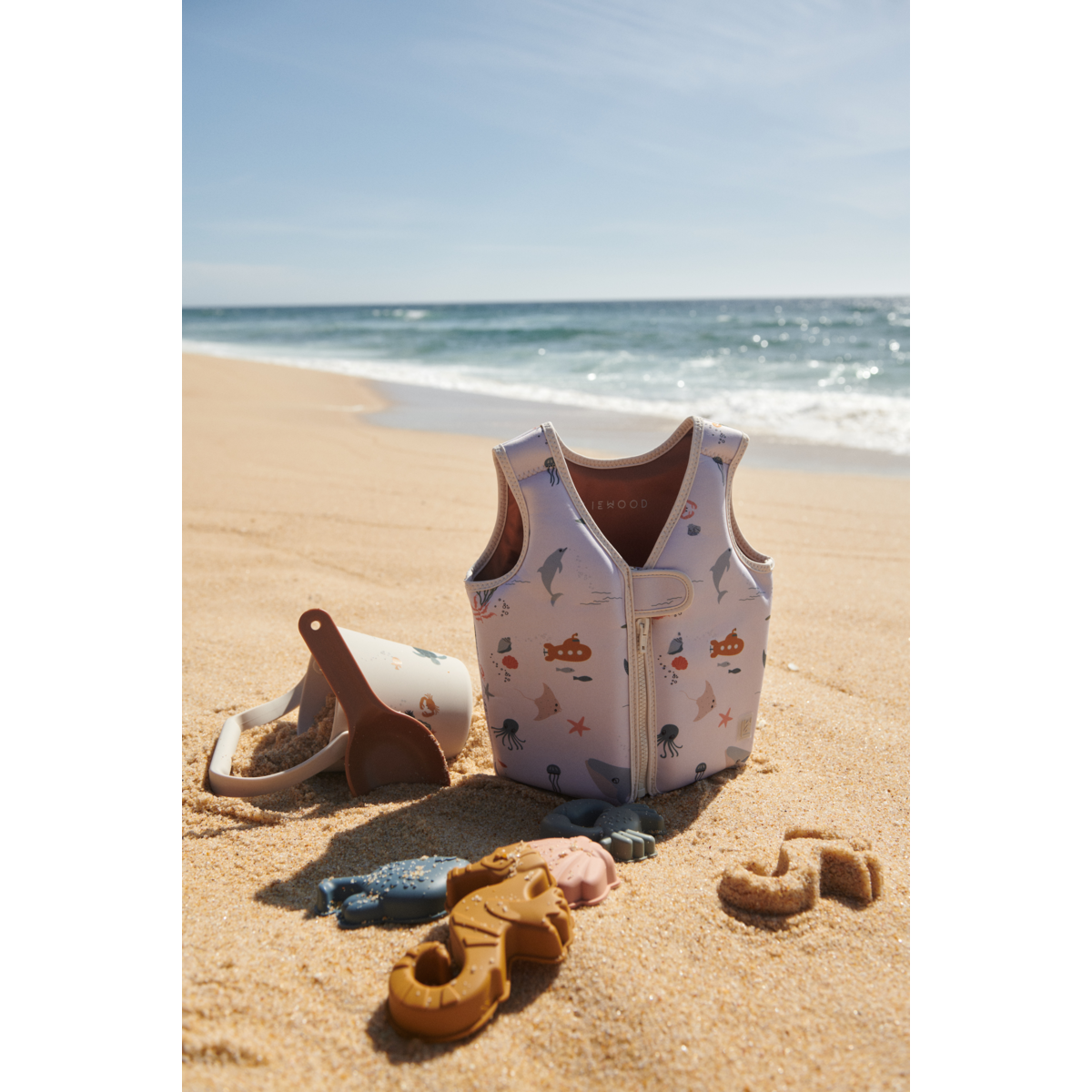 LIEWOOD Gilma Havdyr Strandsæt - Sea creature / Sandy - SANDLEGETØJ